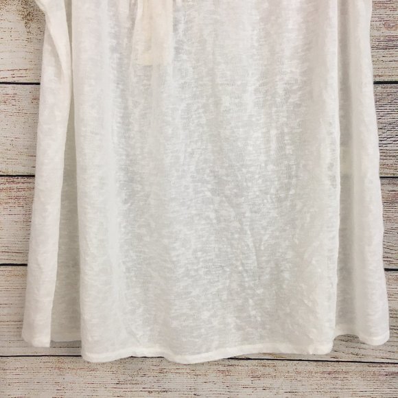 Bellambra Sleeveless Lace Top - Picture 3 of 11